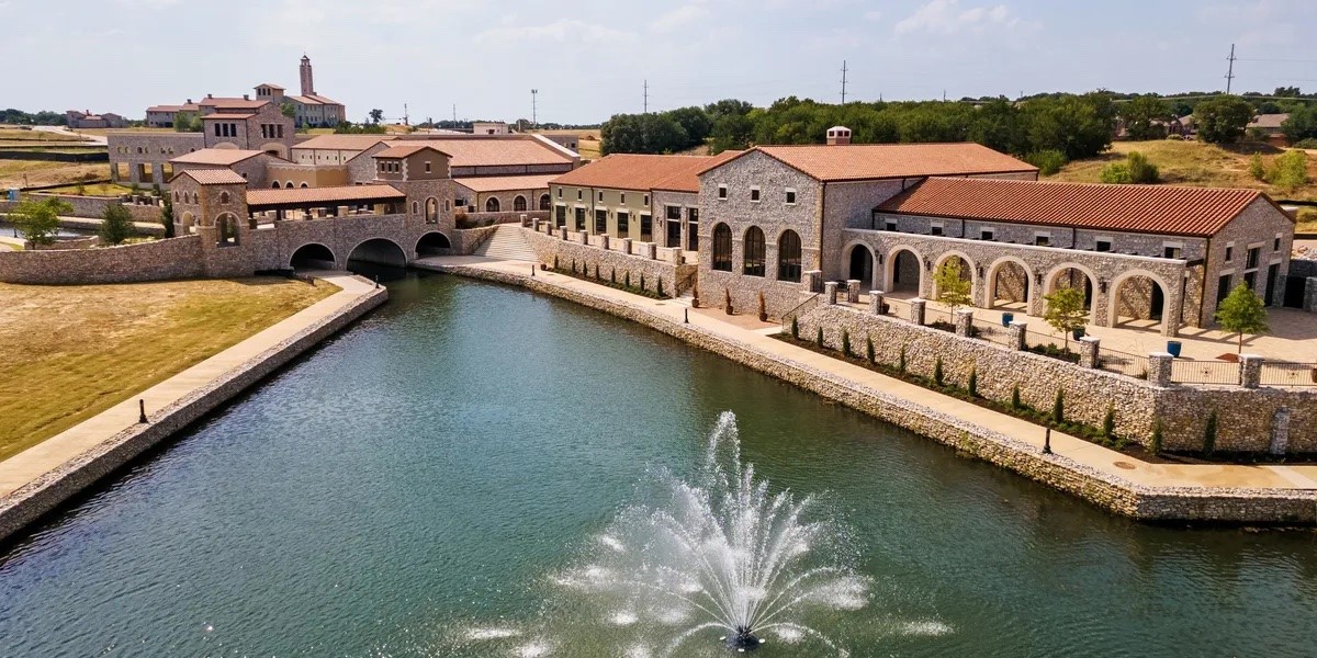 10 Castellon Drive Westlake TX 76262
