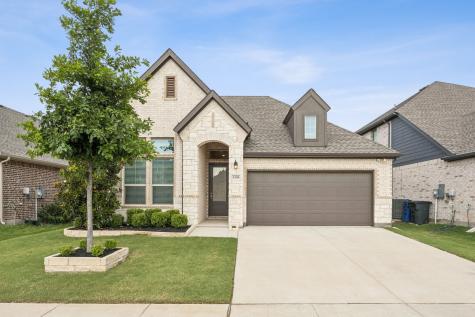 1339 Coronado Court Justin TX 76247