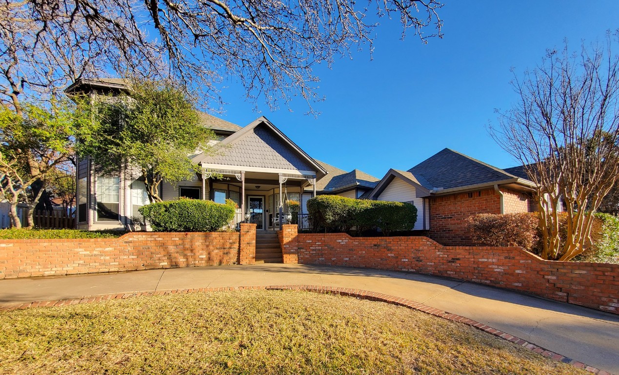 2301 Eagle Park Lane Arlington TX 76011