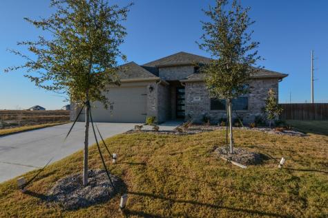 509 W Criner Street Grandview TX 76050
