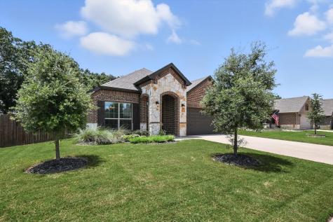 221 Gardenia Drive Azle TX 76020