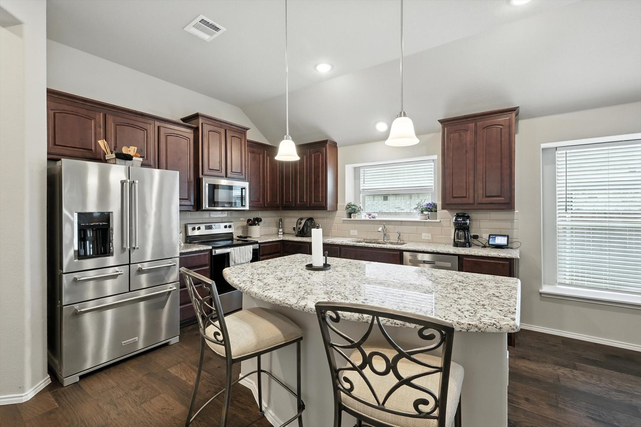 221 Gardenia Drive Azle TX 76020