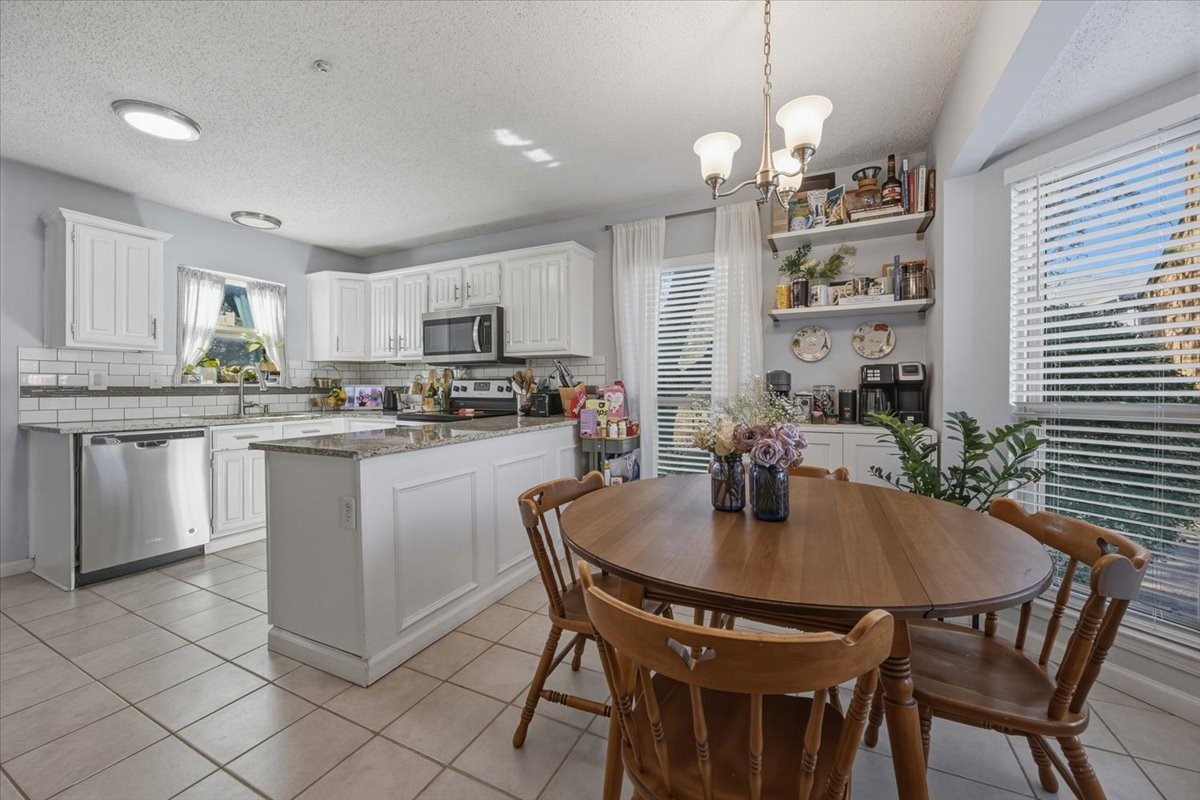 315 Stoneledge Drive Irving TX 75063