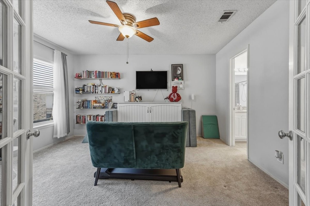315 Stoneledge Drive Irving TX 75063