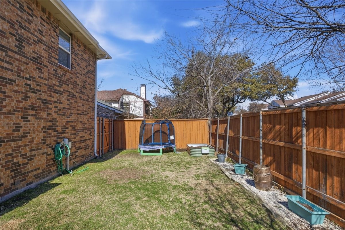 315 Stoneledge Drive Irving TX 75063