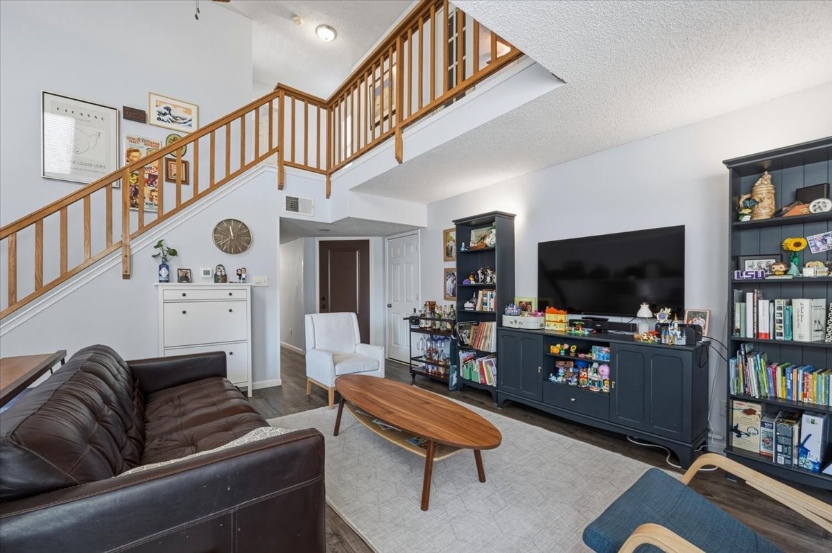 315 Stoneledge Drive Irving TX 75063