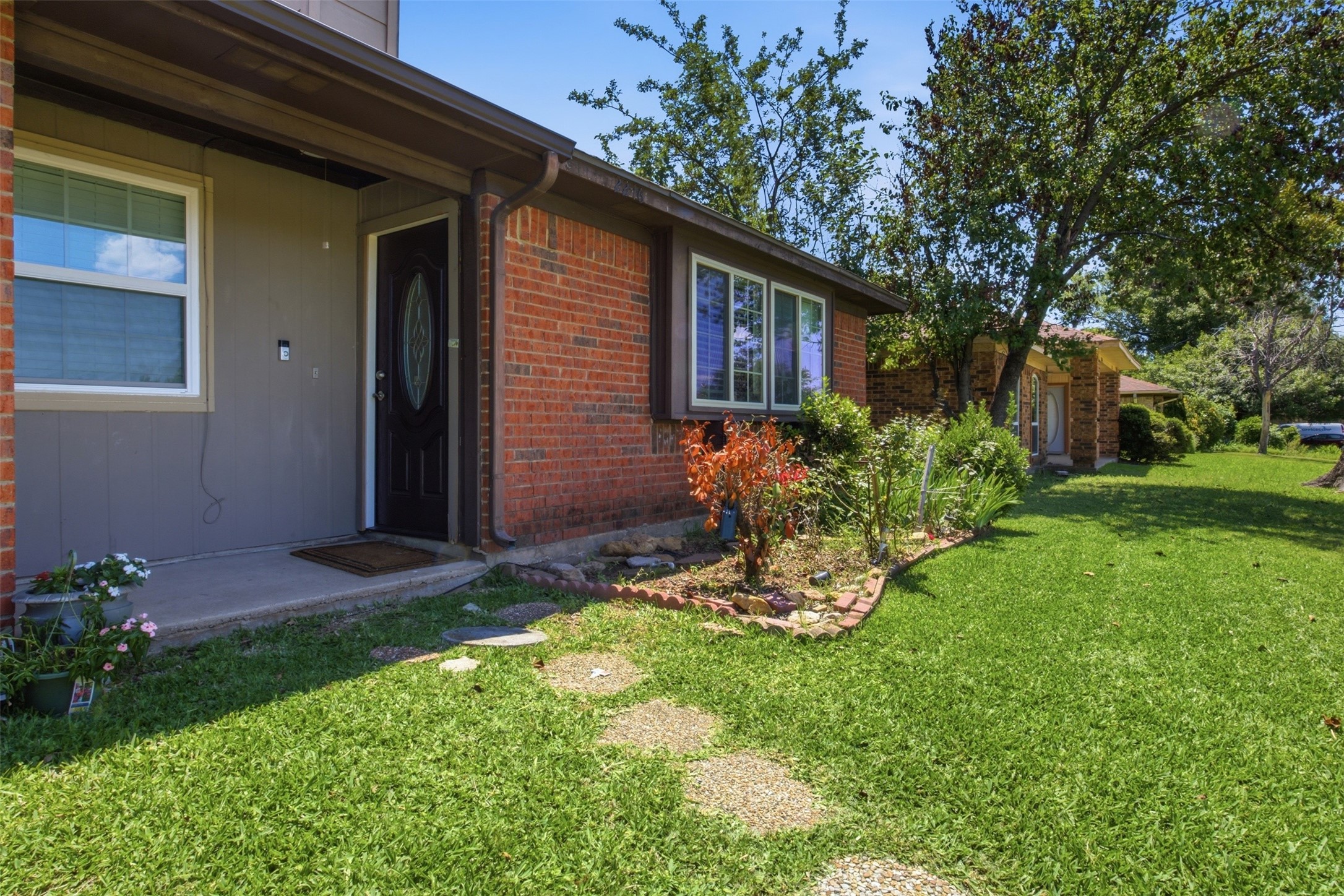 2216 Limestone Lane Garland TX 75040
