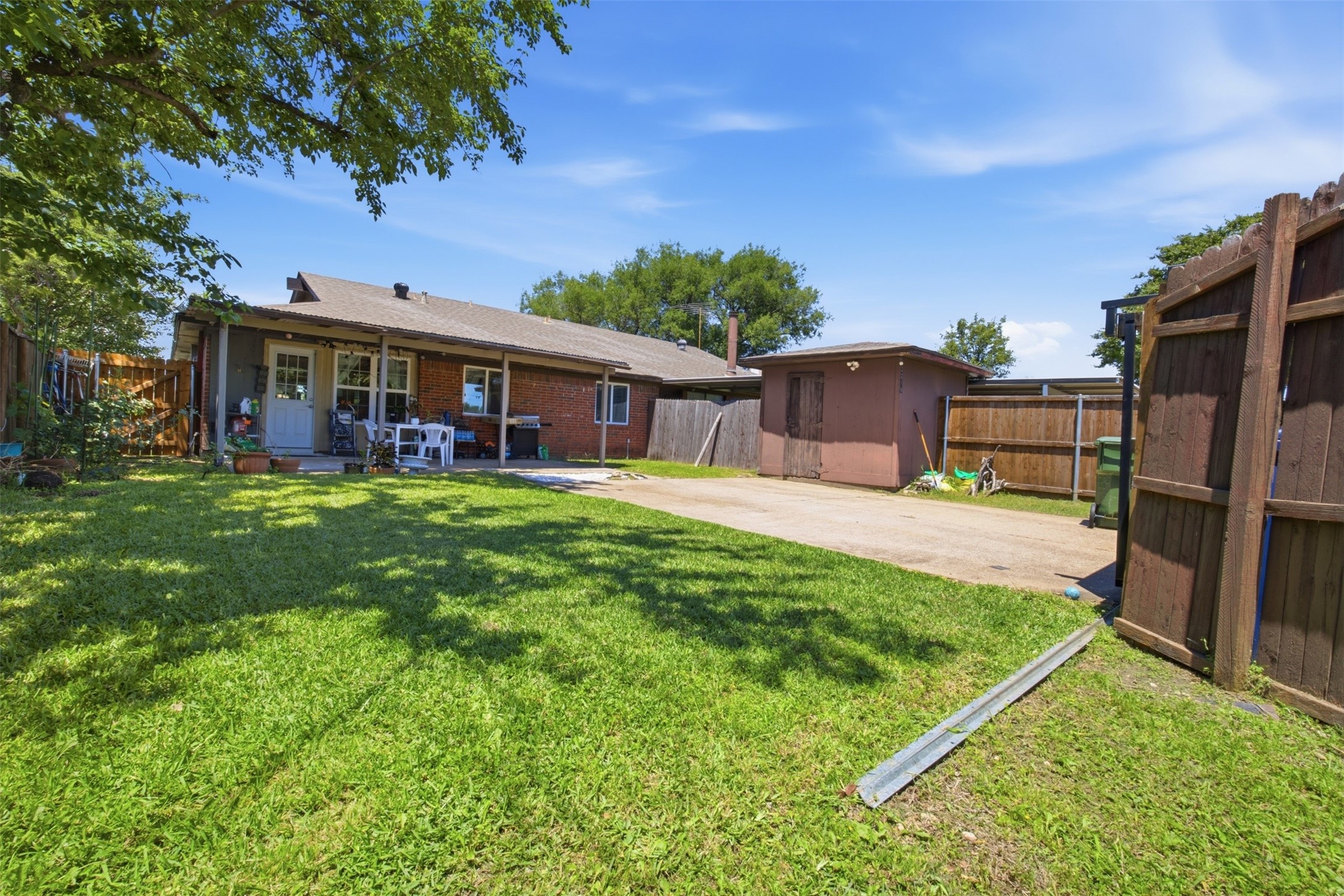 2216 Limestone Lane Garland TX 75040