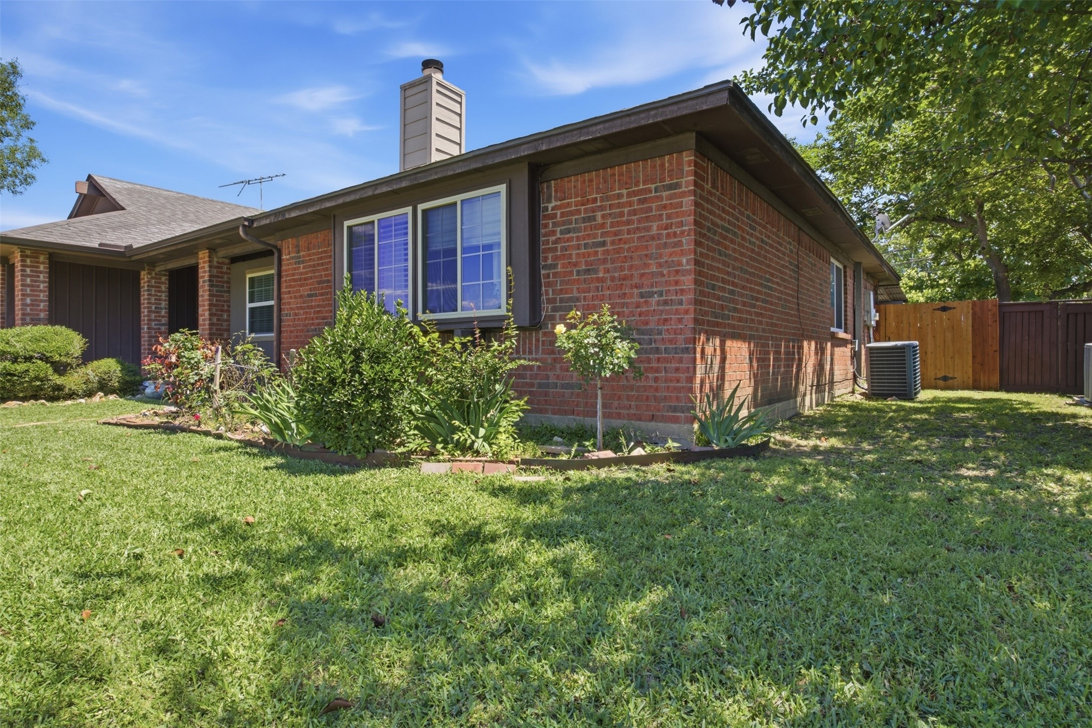 2216 Limestone Lane Garland TX 75040