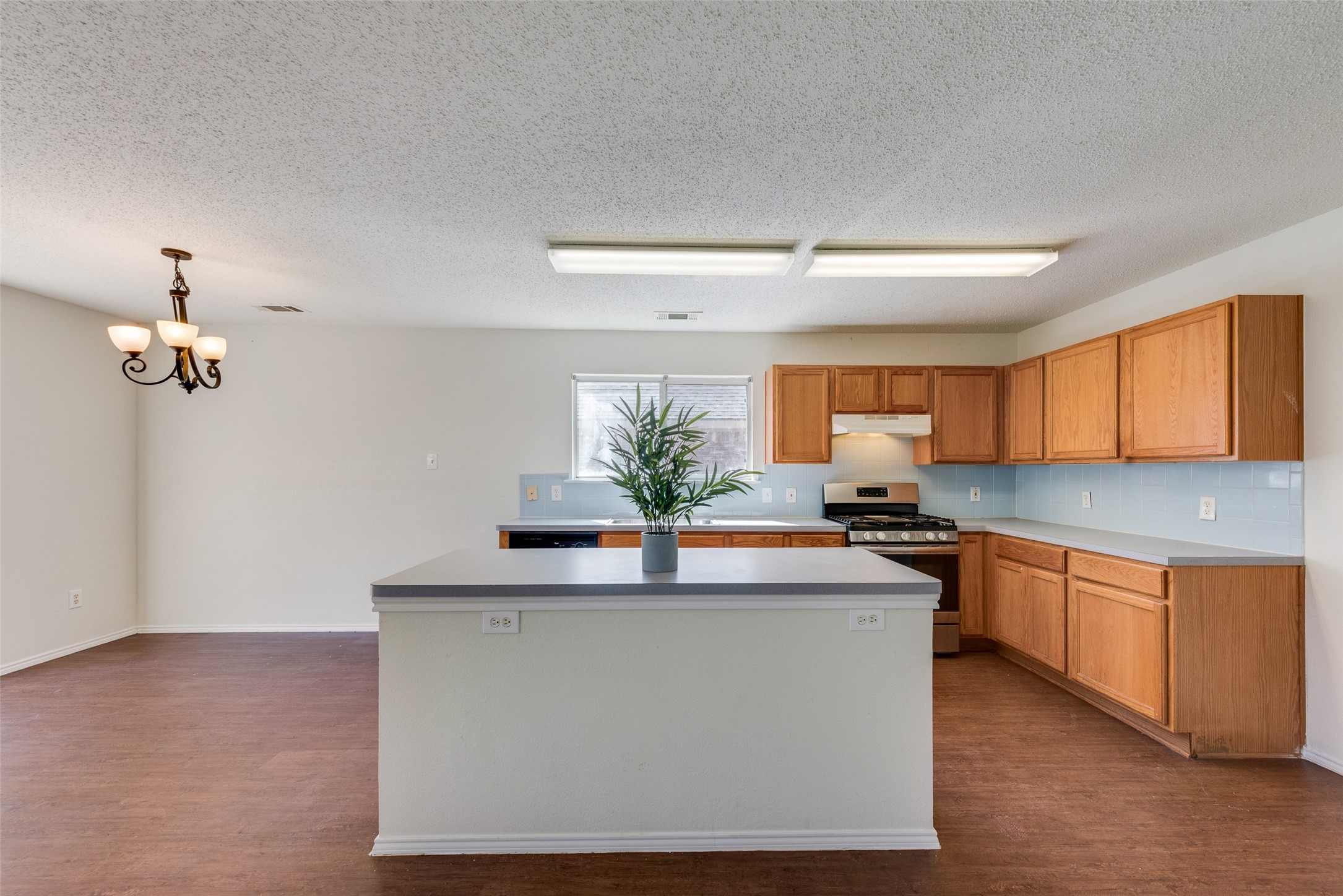 2108 Silver Leaf Drive Mesquite TX 75181