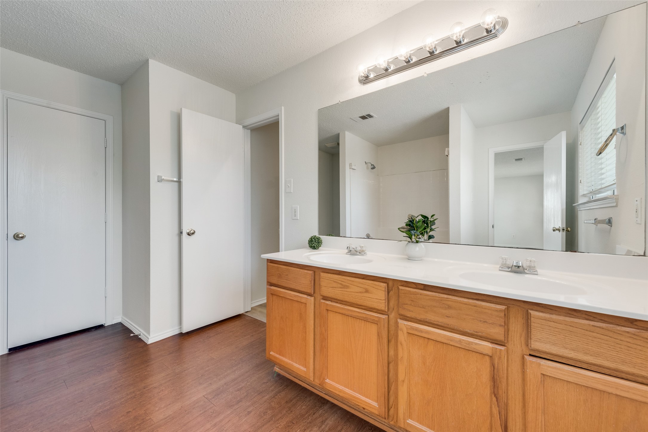 2108 Silver Leaf Drive Mesquite TX 75181