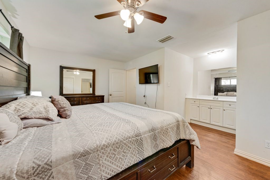 905 Pepperidge Court Lancaster TX 75134