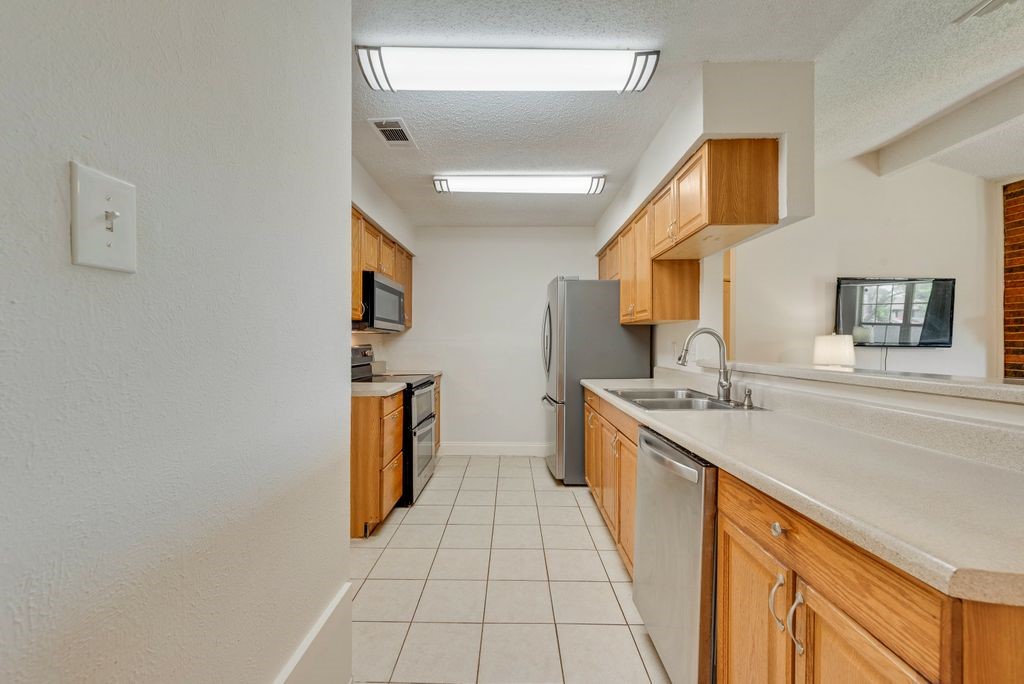 905 Pepperidge Court Lancaster TX 75134
