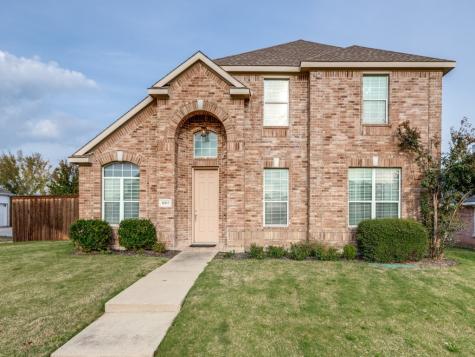 1605 San Carlos Drive Van Alstyne TX 75495