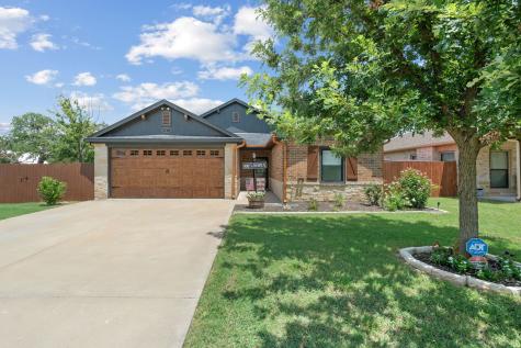 417 Magnolia Street Hico TX 76457
