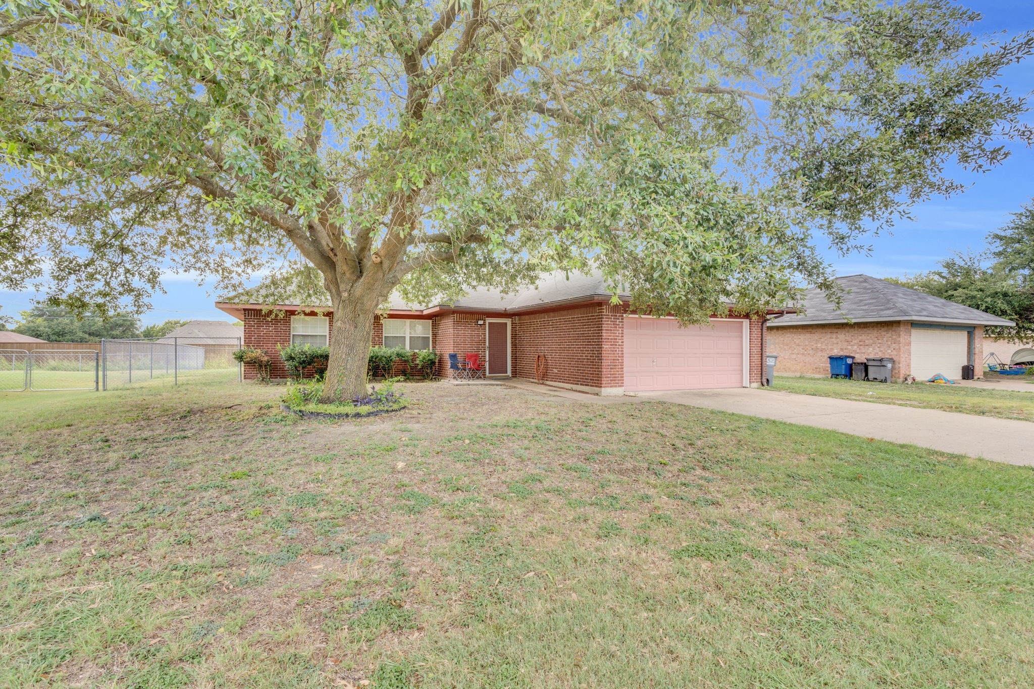 512 Bluebird Lane Red Oak TX 75154