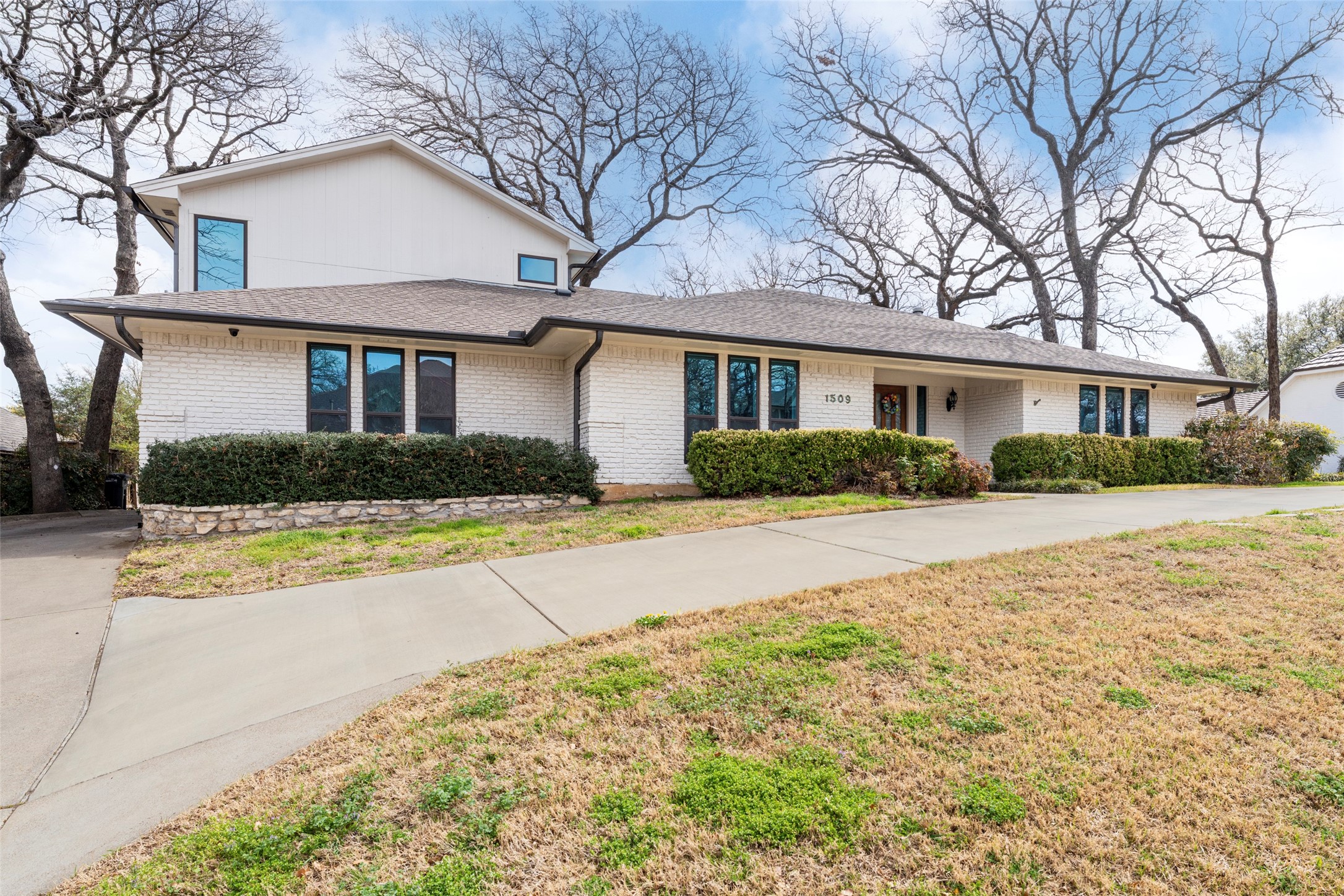 1509 Riverview Drive Arlington TX 76012