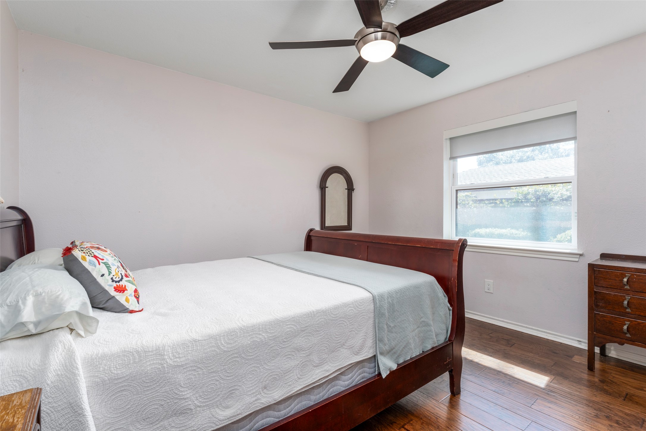 1509 Riverview Drive Arlington TX 76012