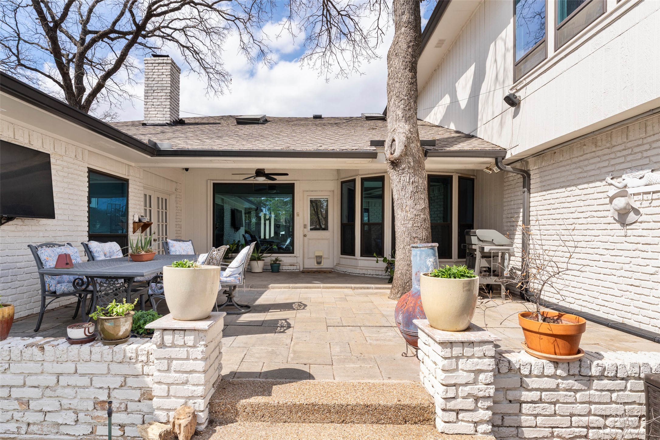 1509 Riverview Drive Arlington TX 76012