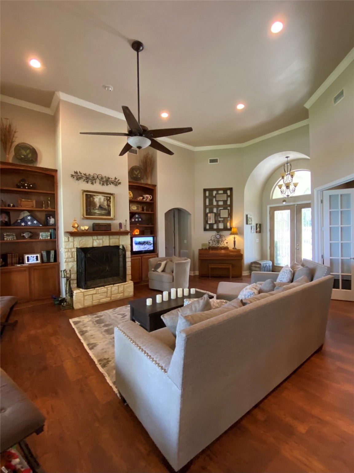 405 Lcr 737 Thornton TX 76687