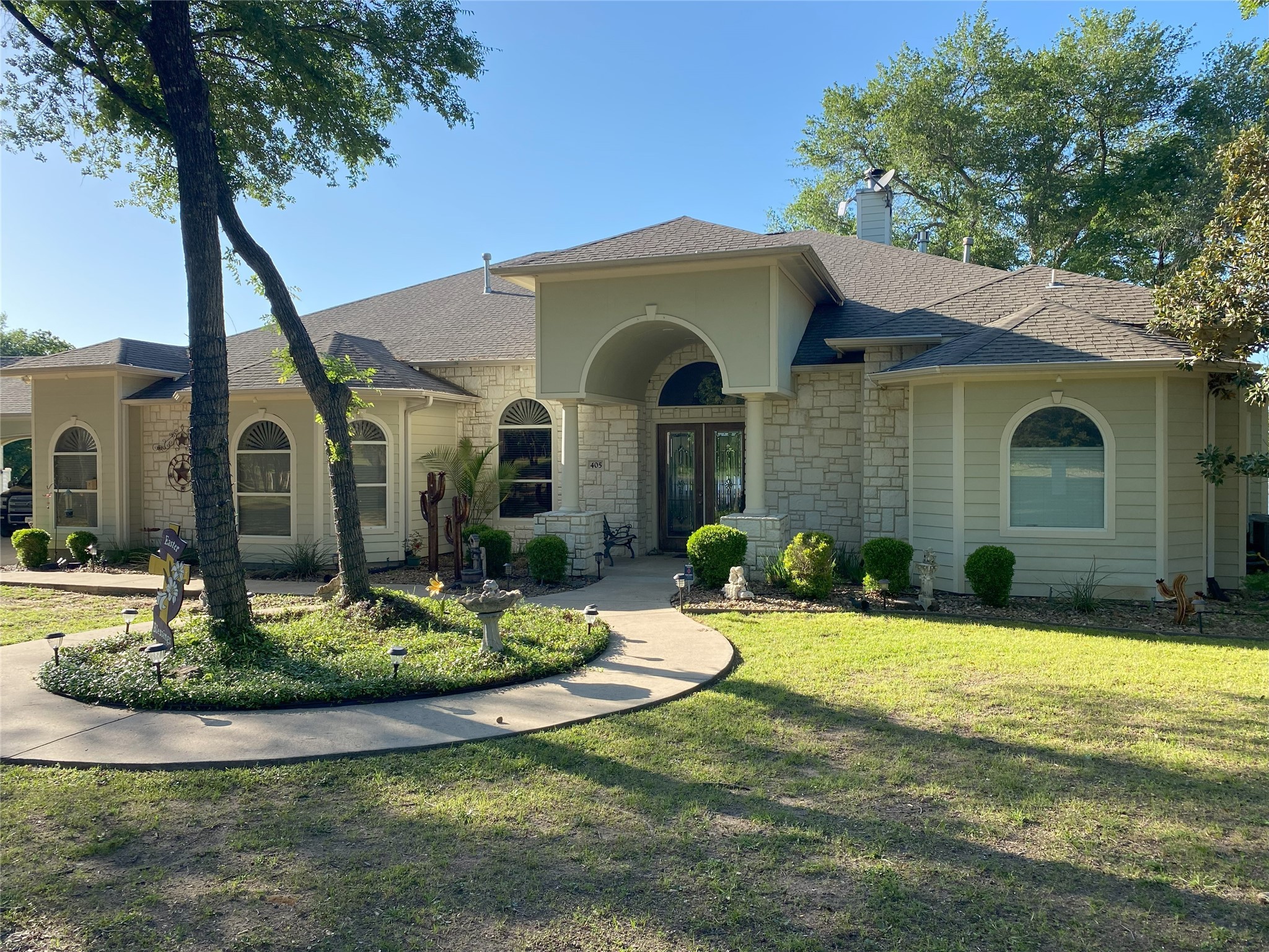 405 Lcr 737 Thornton TX 76687