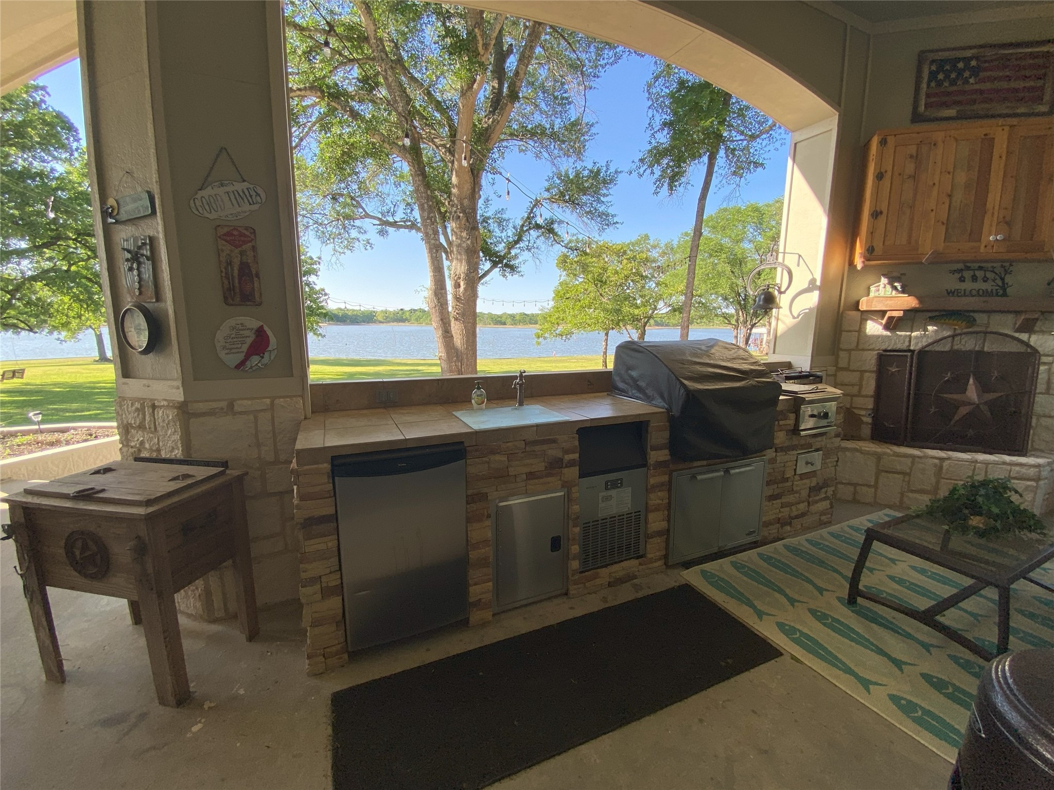 405 Lcr 737 Thornton TX 76687