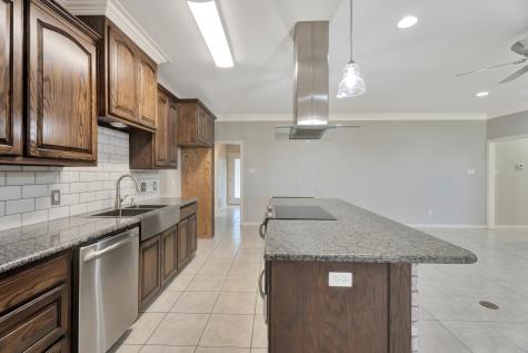 3709 Winding Way Granbury TX 76049