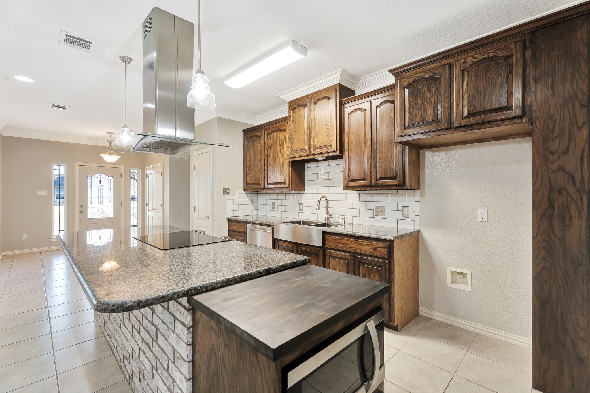 3709 Winding Way Granbury TX 76049