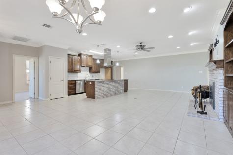 3709 Winding Way Granbury TX 76049