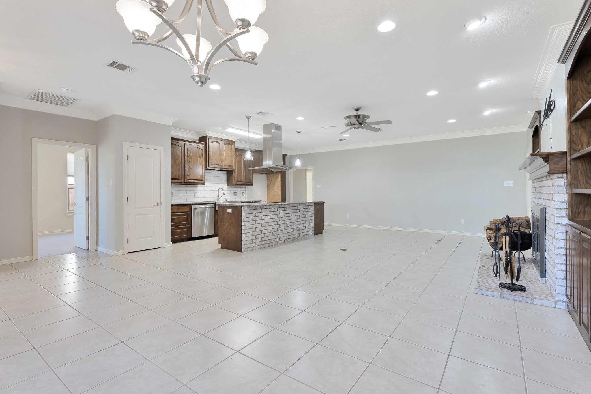 3709 Winding Way Granbury TX 76049