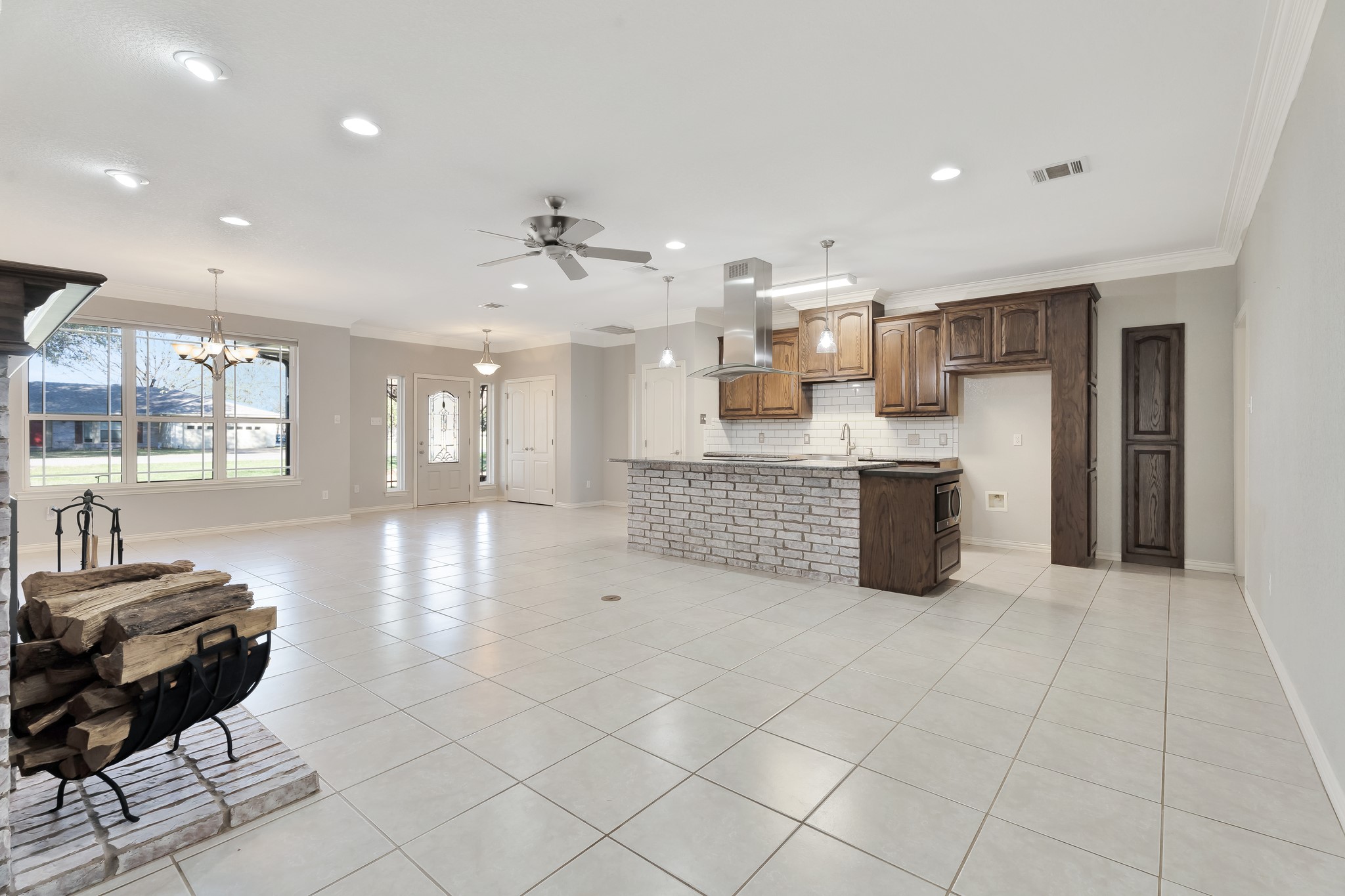 3709 Winding Way Granbury TX 76049