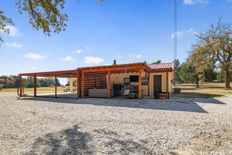 595 Navajo Road Whitesboro TX 76273