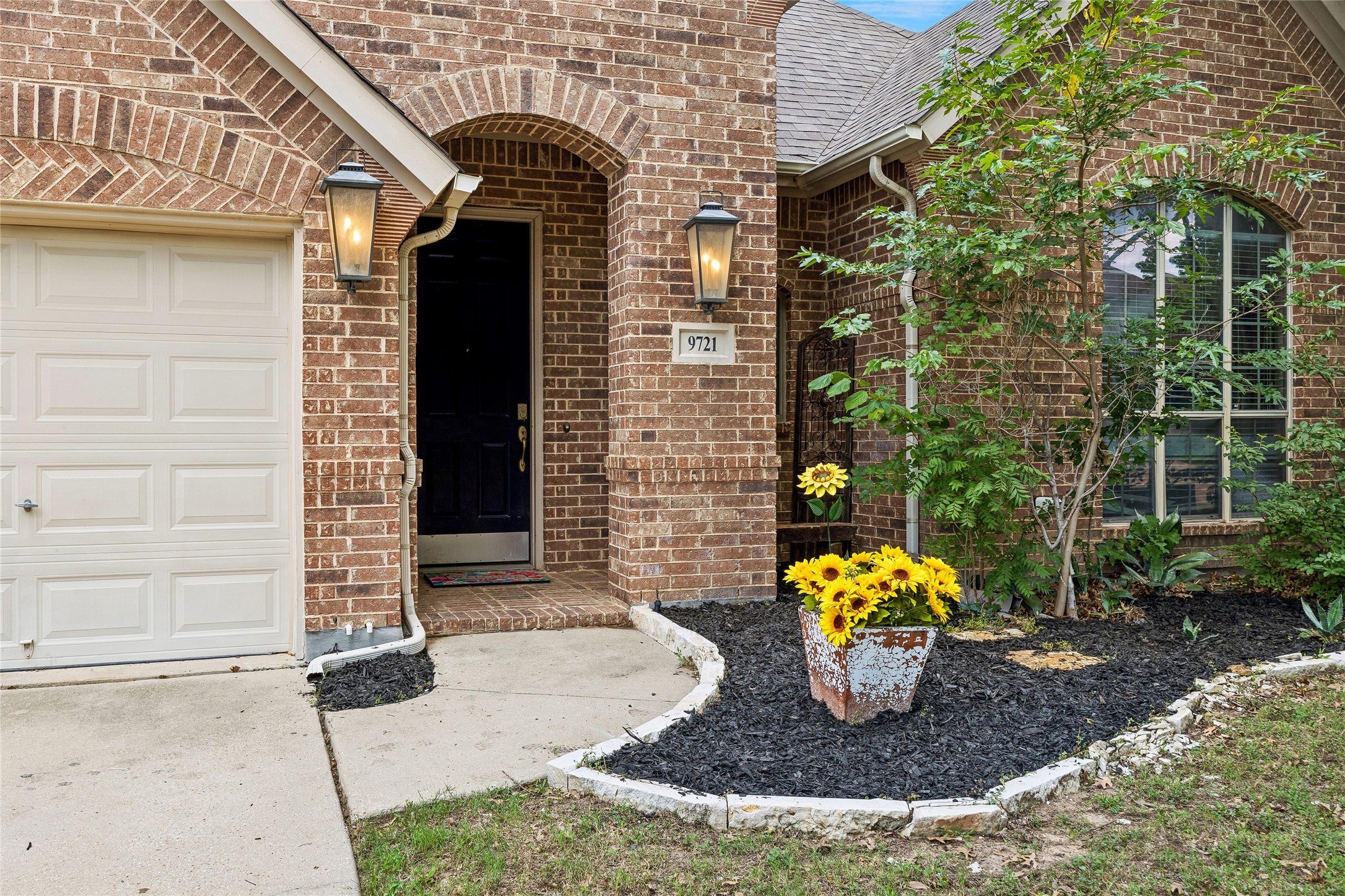 9721 Sam Bass Trail Fort Worth TX 76244