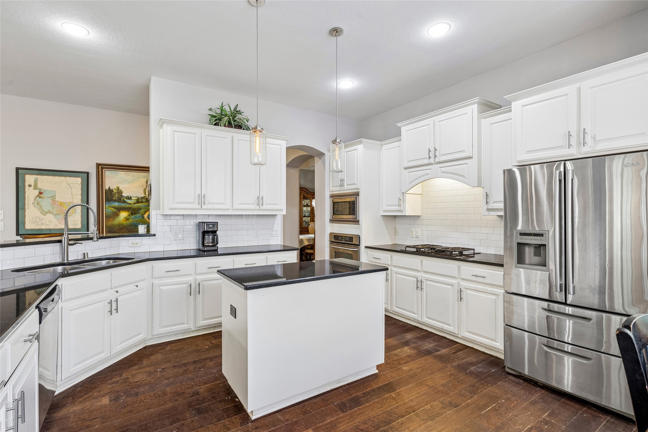9721 Sam Bass Trail Fort Worth TX 76244