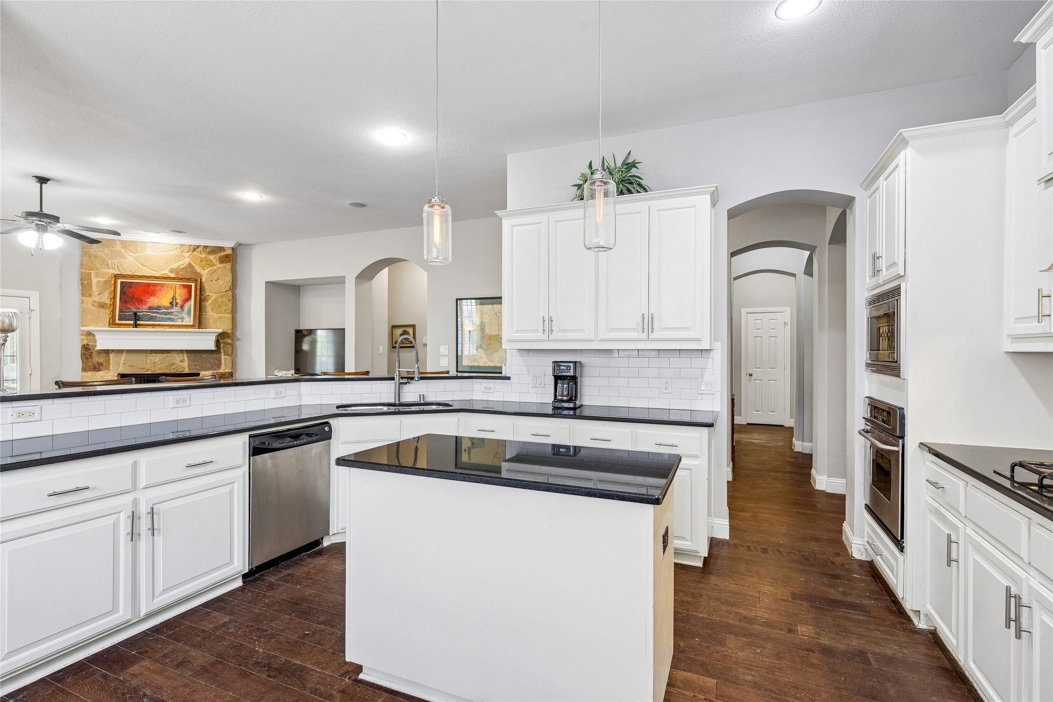 9721 Sam Bass Trail Fort Worth TX 76244