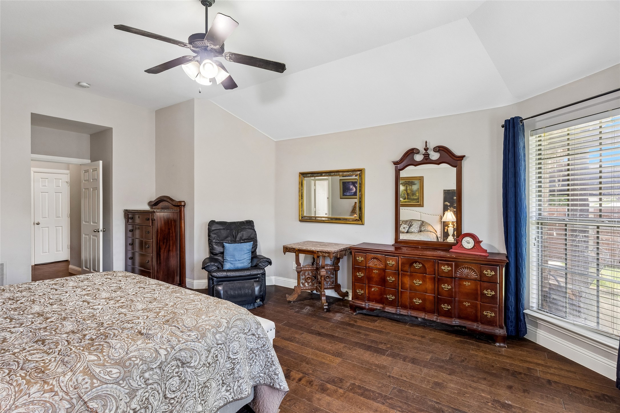 9721 Sam Bass Trail Fort Worth TX 76244