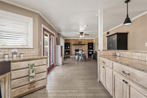 5515 Lake Charles Drive Waco TX 76710