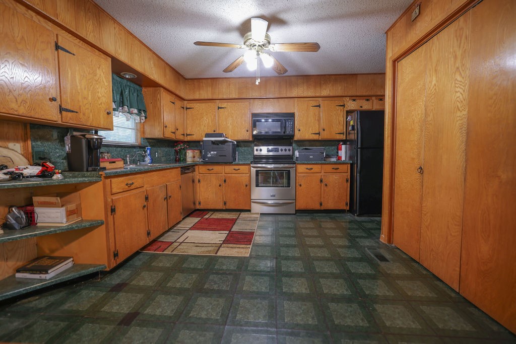 160 Vz County Road 3732 Wills Point TX 75169