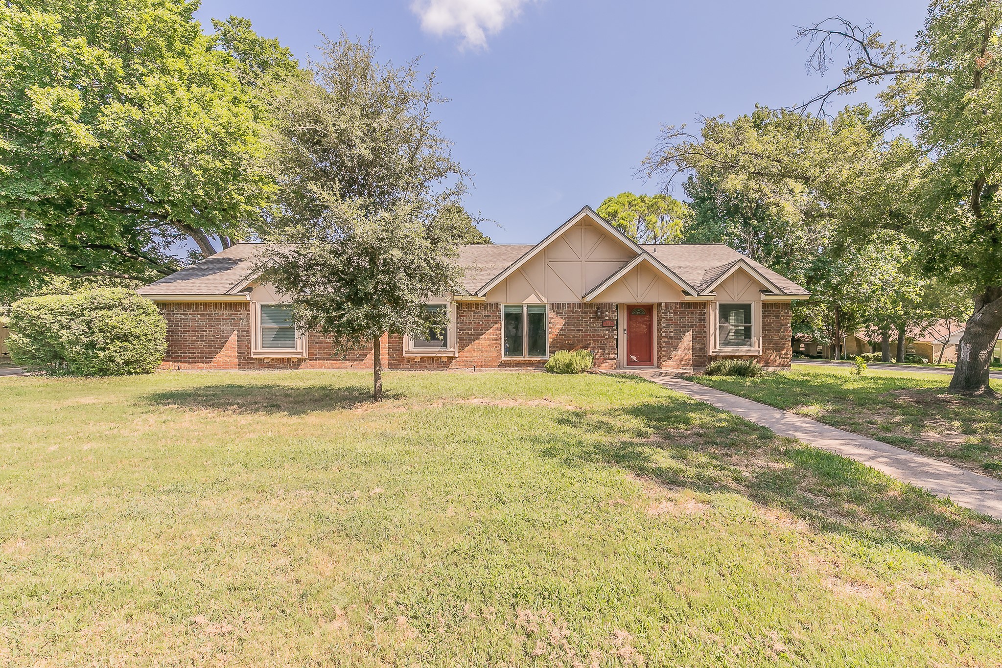 1812 Arthur Drive Colleyville TX 76034