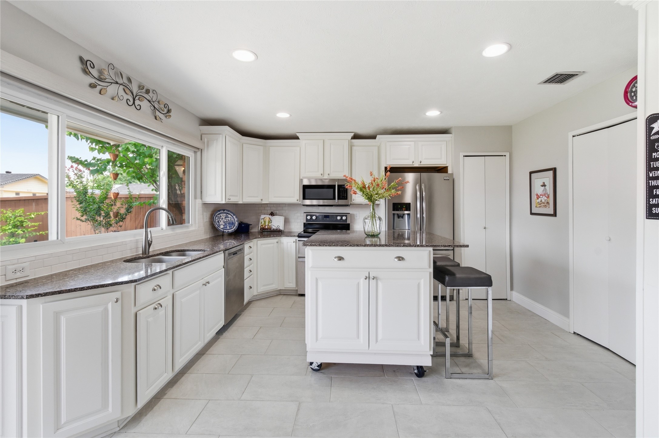 5225 Bartlett Drive The Colony TX 75056