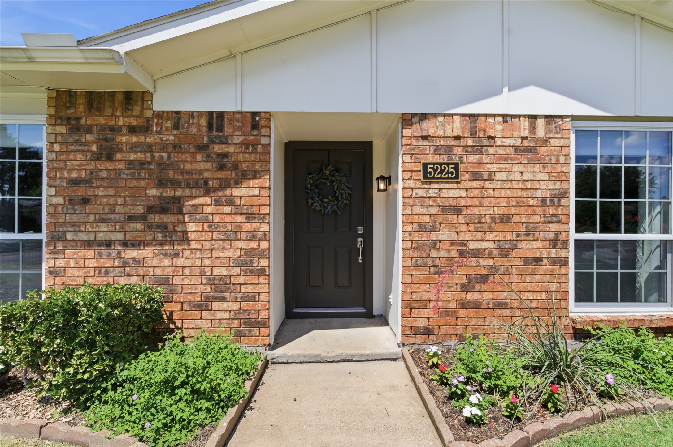 5225 Bartlett Drive The Colony TX 75056