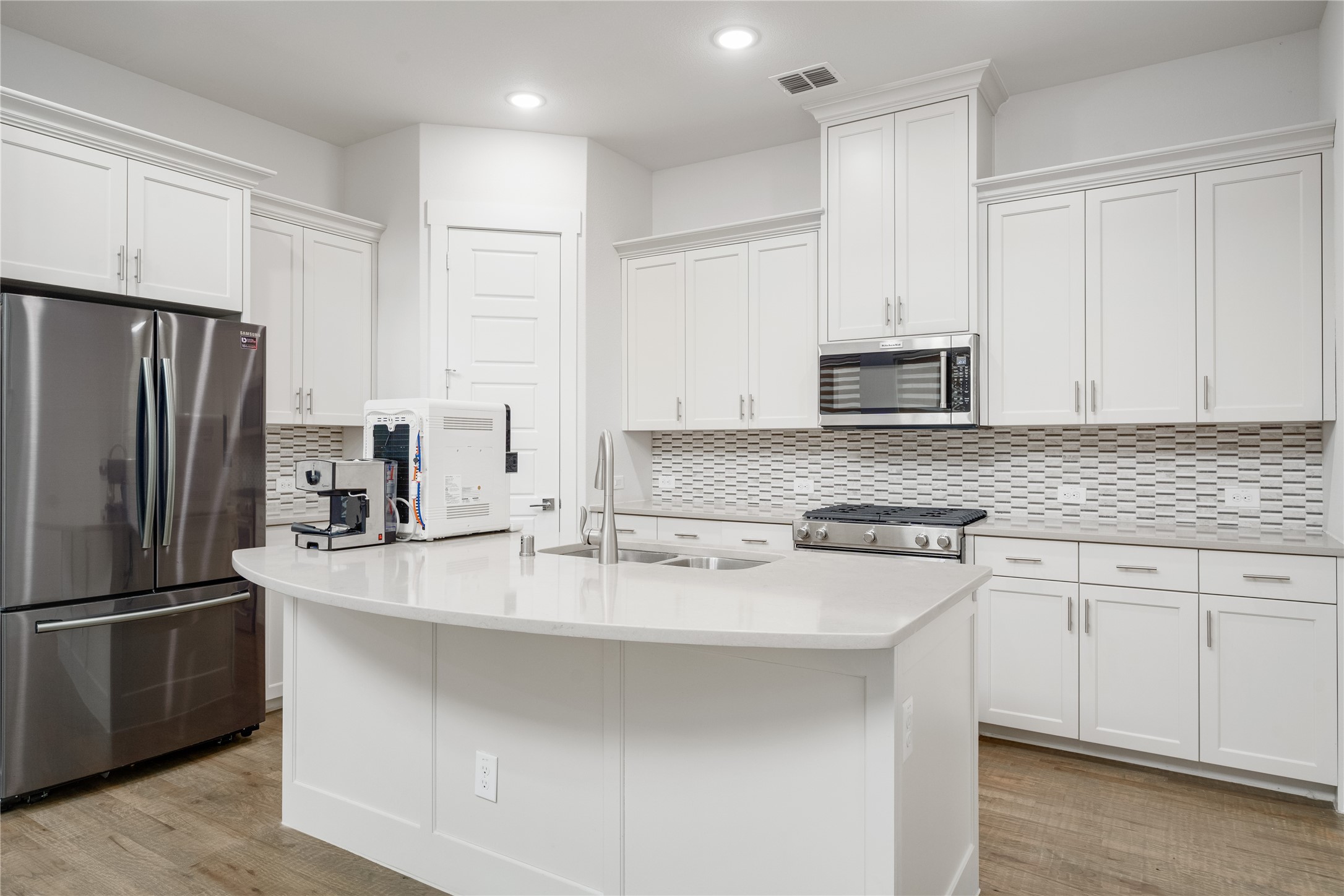 8331 Nunley Lane Dallas TX 75231