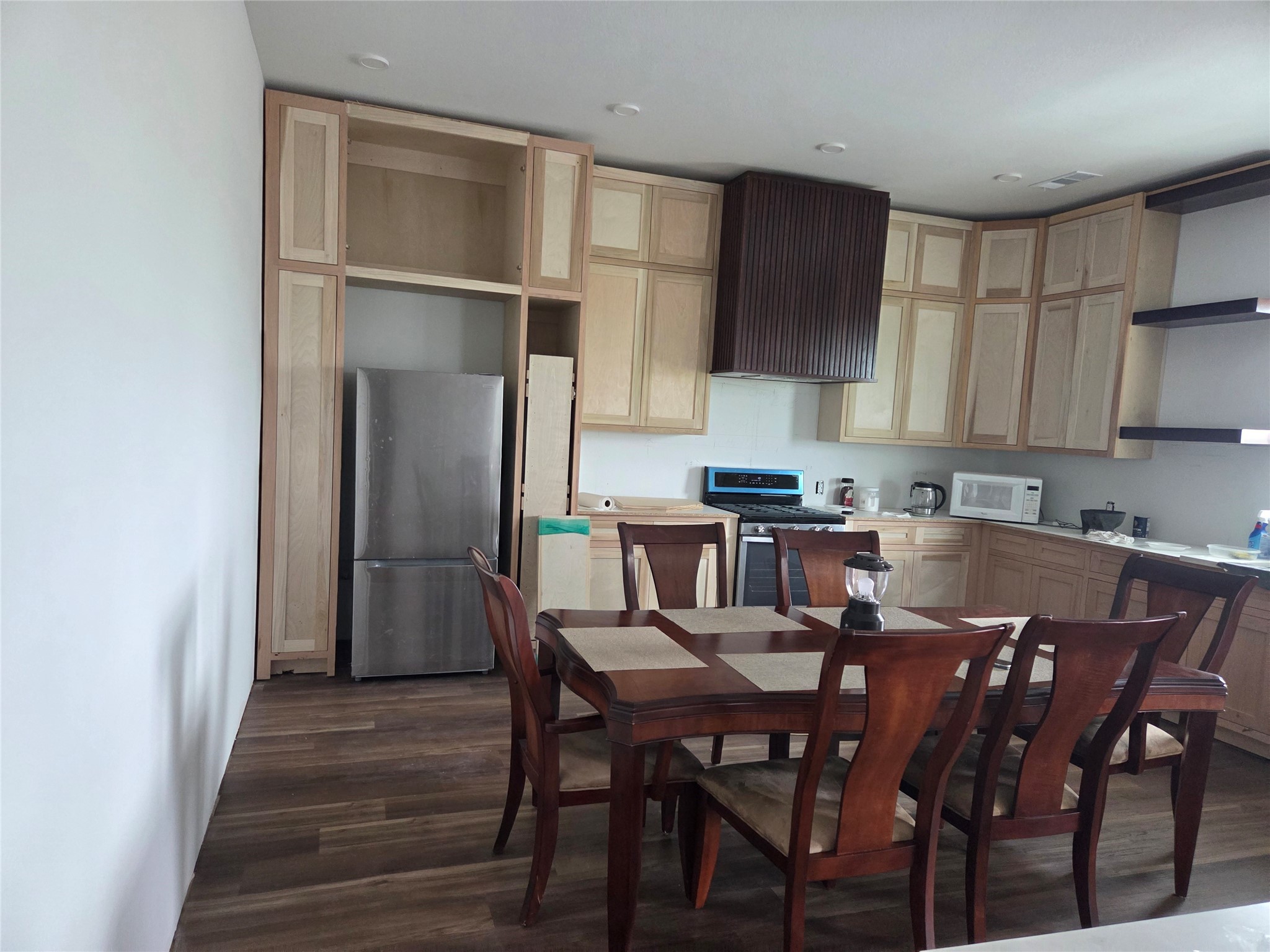 237 Barry Country Court Barry TX 75102