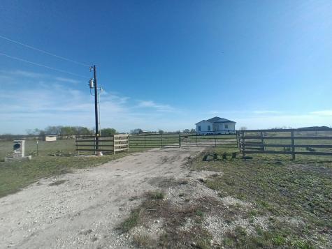 237 Barry Country Court Barry TX 75102