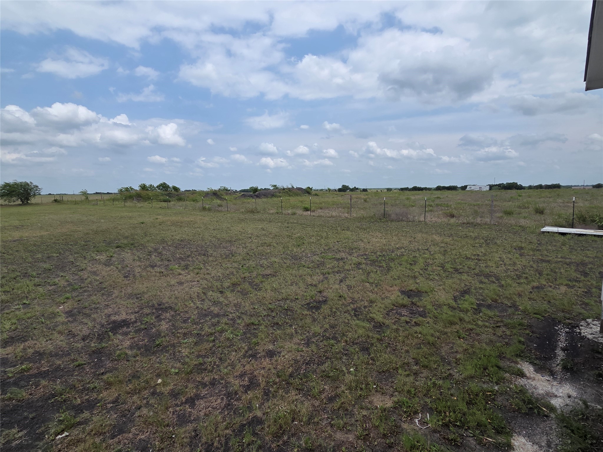 237 Barry Country Court Barry TX 75102