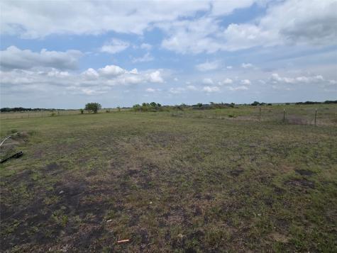 237 Barry Country Court Barry TX 75102