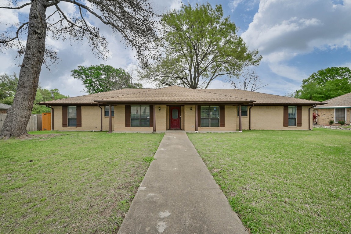 1209 Lexington Drive Corsicana TX 75110