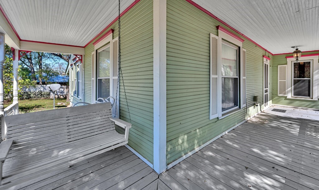 515 Hackberry Street Clifton TX 76634