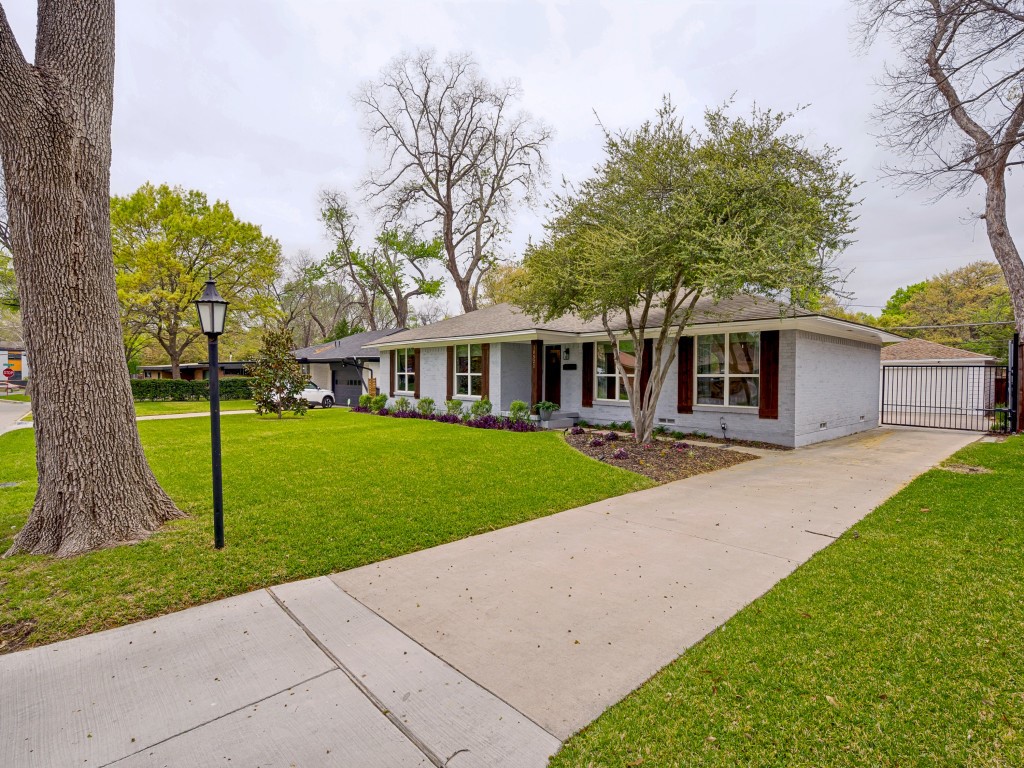 10521 Evangeline Way Dallas TX 75218