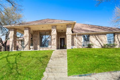 1106 N Lakeshore Drive Rockwall TX 75087